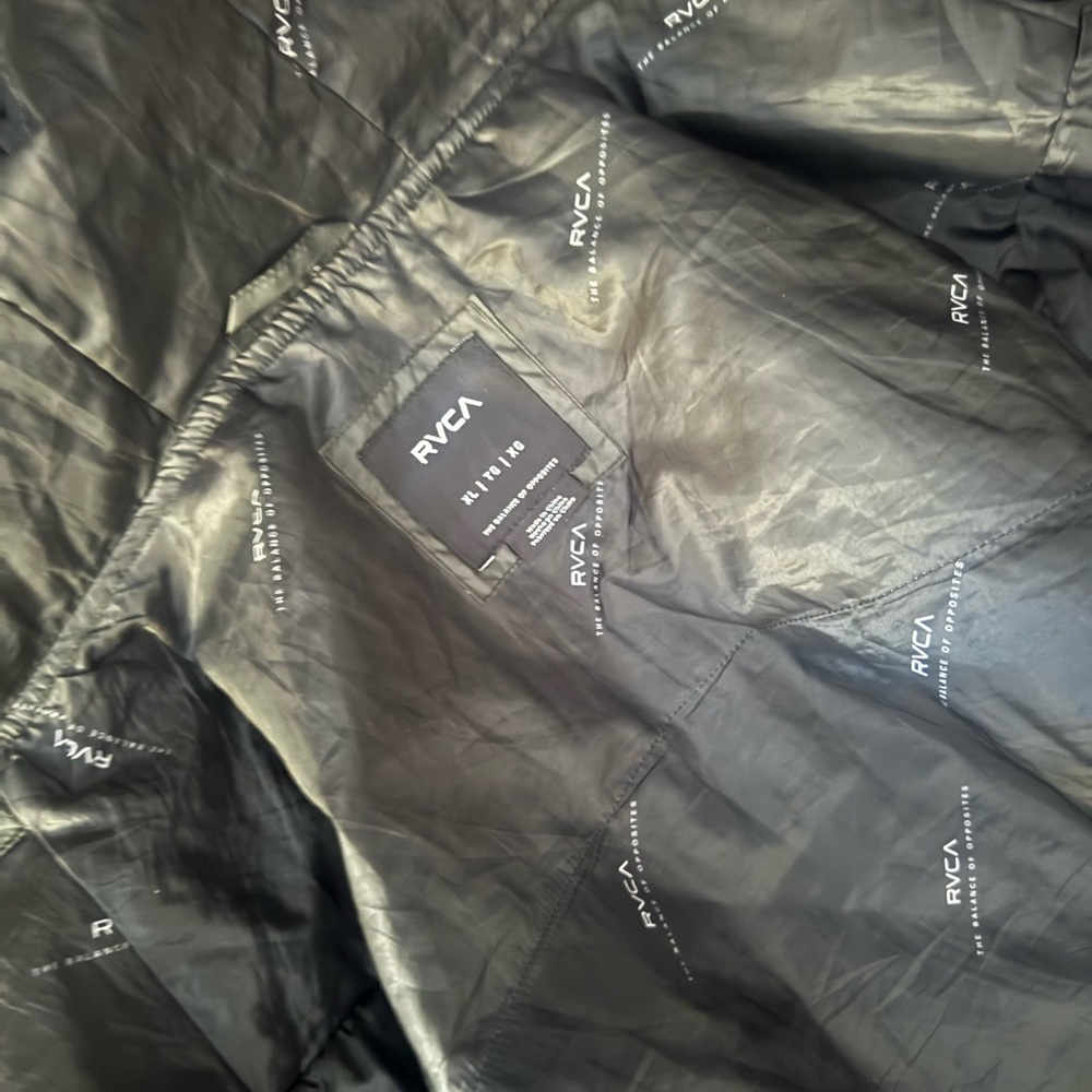 RVCA Men's Black Windbreaker Jacket - Picture 2 of 6